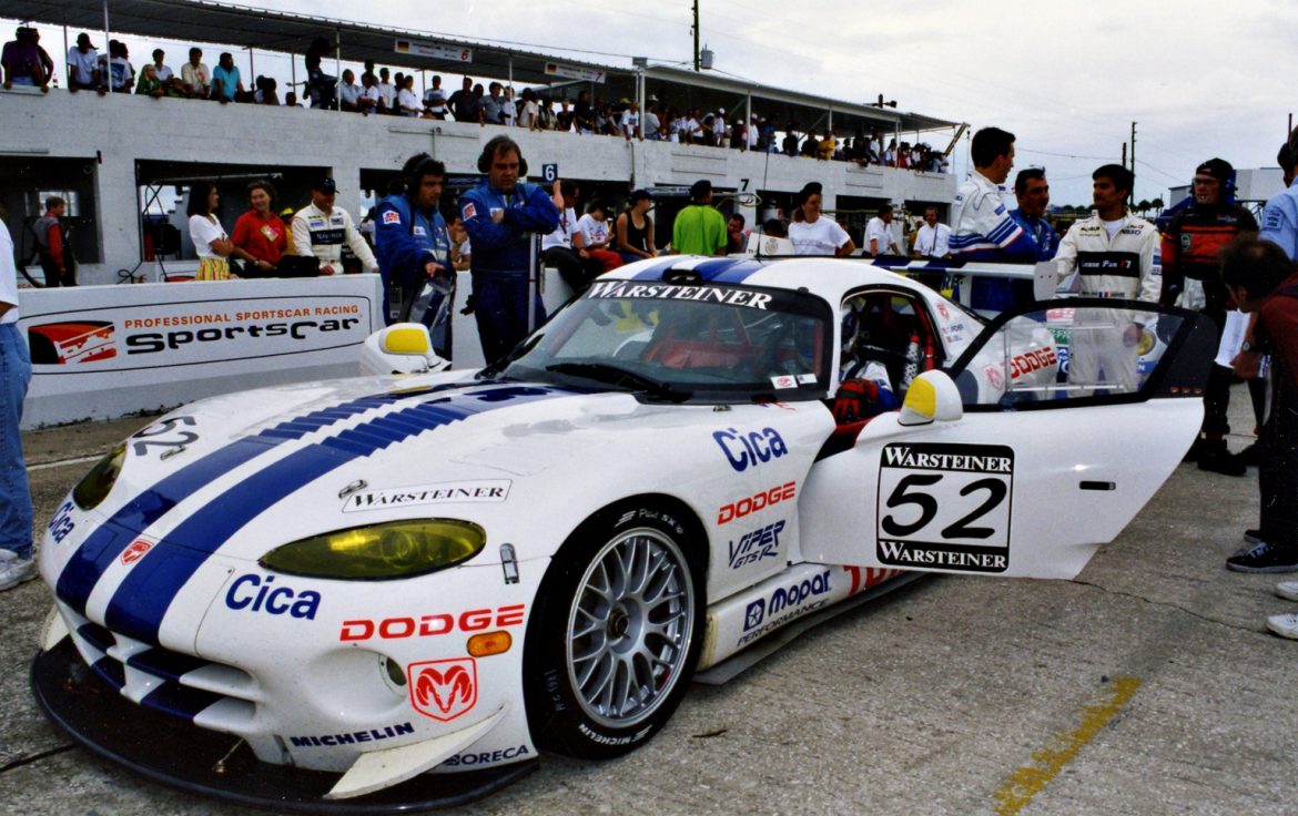 Implacable Víbora de diez cilindros: Dodge Viper GTS-R 1996-2005